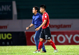 Hạ quân bầu Đức, Long An mơ trụ hạng