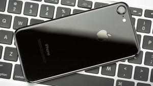 Sốc: iPhone 7 giảm còn 9 triệu đồng