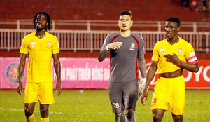 HLV Trương Việt Hoàng: 'Chưa có thông tin Văn Lâm xin nghỉ ở Hải Phòng'