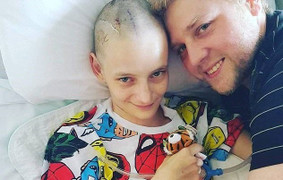 Nhầm lẫn đau nửa đầu với đột quỵ, cô gái 27 tuổi suýt mất mạng