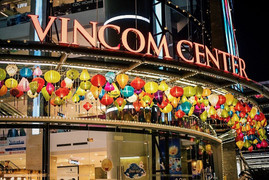 Đến Vincom - Đón 'siêu trăng' kỷ lục