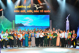 Chung tay cùng Quỹ 'Vì biển đảo quê hương – Vì tuyến đầu Tổ quốc' bằng hành động thiết thực