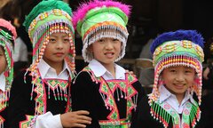 Cuộc sống nhọc nhằn của những 'cô dâu 8 tuổi' ở miền Tây xứ Nghệ