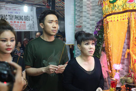 Trấn Thành, Việt Hương lặng lẽ đến tiễn đưa nghệ sĩ Khánh Nam