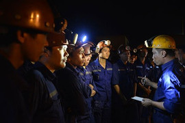 Sập hầm lò than ở Quảng Ninh, 2 công nhân bị vùi lấp