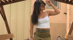 Ảnh: Vẻ đẹp nóng bỏng của nữ quân nhân Israel