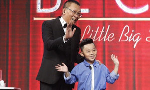 Trực tiếp Mặt trời bé con tập 4: MC Lại Văn Sâm toát mồ hôi với cậu bé 7 tuổi