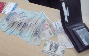 Cục phó mất gần 400 triệu đồng khẳng định không có phong bì trong phòng nghỉ