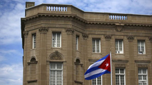 Mỹ trục xuất 15 nhà ngoại giao Cuba