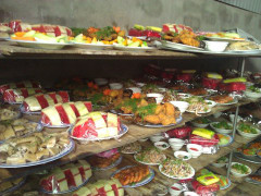 Nguyên nhân 3 người chết, 25 người nhập viện khẩn sau khi ăn cỗ