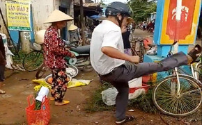 Cán bộ dẹp vỉa hè đá tung hàng hóa của dân ở Đắk Lắk: Lãnh đạo xã nói gì?