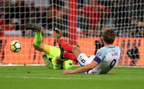 World Cup 2018: Anh, Đức giành vé đến Nga, Brazil hòa thất vọng