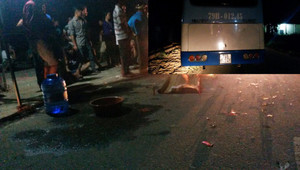 Dắt xe đạp về nhà, 2 ông cháu bị xe buýt tông thương vong