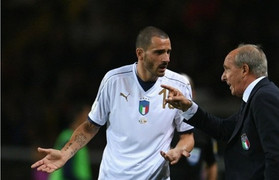 Thay logo mới, Italia bị đối thủ nhược tiểu cầm hòa trên sân nhà