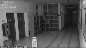 Video: Rợn tóc gáy những hiện tượng như phim kinh dị trong trường học Ireland