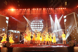 Sống lại những mùa trăng cổ tích