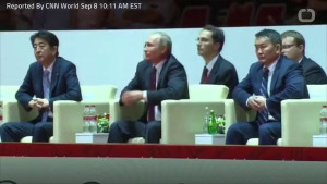 Video: Tổng thống Putin 'rủ' Thủ tướng Abe đi xem Judo