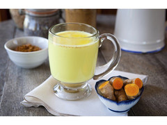 Bác sĩ của Angelia Jolie đưa ra 10 lời khuyên giúp phụ nữ ngăn ung thư vú