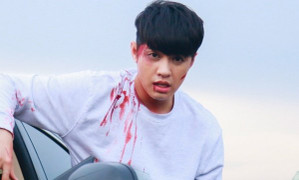 Fan hốt hoảng khi Noo Phước Thịnh bị đánh chảy máu đầy người