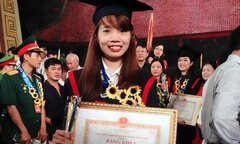 Thủ khoa sư phạm quyết định xuống Hà Nội làm giáo viên hợp đồng sau 1 năm nuôi lợn