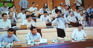 Mục tiêu tăng trưởng kinh tế 6,7% trong năm 2017: Áp lực và thách thức lớn