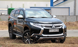 Giá xe Mitsubishi giảm kinh hoàng tháng 10, lên tới 214 triệu đồng