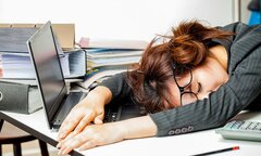 Thức khuya làm việc: Con đường dẫn tới cửa tử nhanh nhất