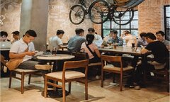 The Coffee House chuyển quán cà phê sang bán trà sữa
