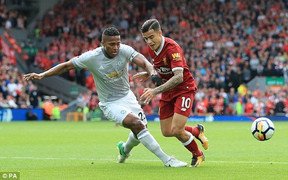 Mourinho chủ động 'dựng xe bus', MU cầm hòa Liverpool đầy thực dụng