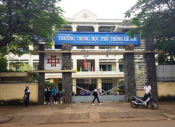 Học sinh đồng loạt xin nghỉ học thêm: Họp phụ huynh để làm rõ