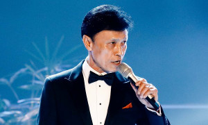 Danh ca Tuấn Ngọc tiết lộ lý do luôn đăm chiêu khi hát