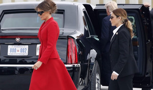 Xuất hiện video nghi ngờ mật vụ nữ thế thân cho Đệ nhất phu nhân Mỹ