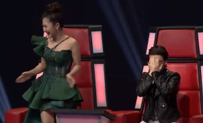 Video trực tiếp Giọng hát Việt nhí 2017 tập 10: Tiên Cookie khóc nức nở trên sân khấu