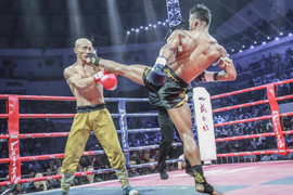 'Thánh Muay' Buakaw 6 lần hủy diệt các võ sĩ Trung Quốc