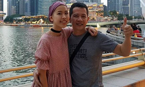 Đạo diễn 'Những ngọn nến trong đêm' sát cánh bên con gái bị ung thư máu