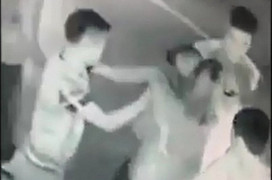 Bảo vệ bạn gái, nam thanh niên bị đâm trọng thương: Bắt giữ 3 nghi phạm