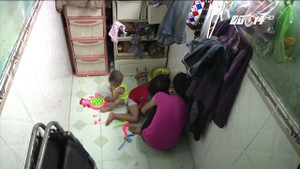 Video: 17 người sống trong ngôi nhà vỏn vẹn 4m² giữa lòng Sài Gòn