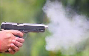 Súng của phó công an xã phát nổ, một người nhập viện