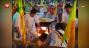 Video: Chứng minh 'mình đồng da sắt', thầy tu chết trên bếp lửa