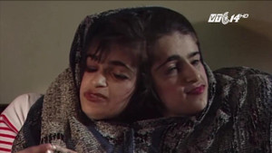 Hai chị em dính liền đầu sẵn sàng chết để được tách rời