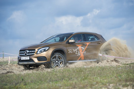 Mercedes GLA 'vượt khó' trong hành trình SUVenture Extreme