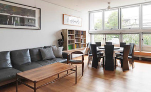 Ngôi nhà 5 tầng với thiết kế mở ngập tràn ánh sáng dành cho 3 thế hệ