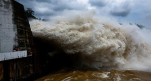 Dự báo thời tiết hôm nay 2/11: Biển Đông sắp hứng bão số 12