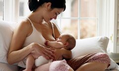 Nghiên cứu mới nhất: Mẹ cho con bú càng lâu, khả năng thấu hiểu con càng cao