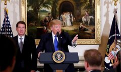 Ông Trump phàn nàn về công bằng thương mại với Nhật Bản, giải thích lí do Mỹ rút khỏi TPP