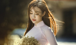 Dồn sức thi ‘Hoa hậu Thế giới’, Đỗ Mỹ Linh vẫn lo lắng cho người dân vì cơn bão số 12