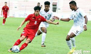 Chờ HLV Park Hang Seo 'kích nổ' Công Phượng, Quang Hải