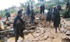 Mưa lũ ở Quảng Nam: Huy động công binh tìm kiếm 8 nạn nhân mất tích