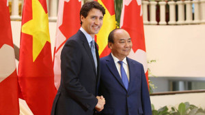 Cận cảnh lễ đón Thủ tướng Canada Justin Trudeau ở Phủ Chủ tịch