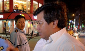 Bị phản ánh 'bảo kê' vỉa hè, cán bộ đô thị quận 1 nói gì?